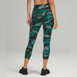Lululemon Base Pace High-Rise Crop 23" Heritage 365 Camo Tidewater Teal Multi 6